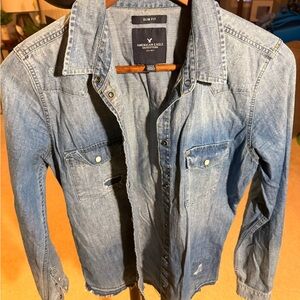 American Eagle Outfitters Light Blue Denim Shirt Jacket